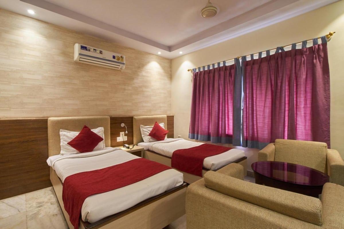Pallavi International Kolkata Exterior photo